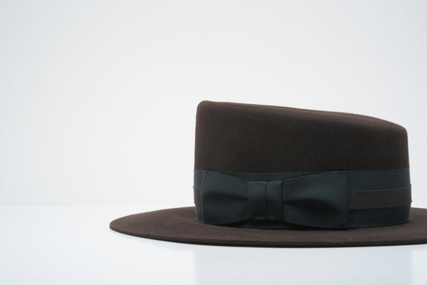 Brown Elore Crown Bolder